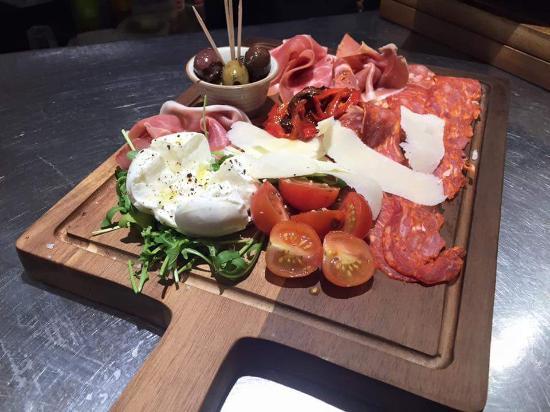 Gordon's Trattoria